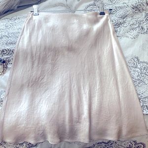 Aritzia mid silky skirt